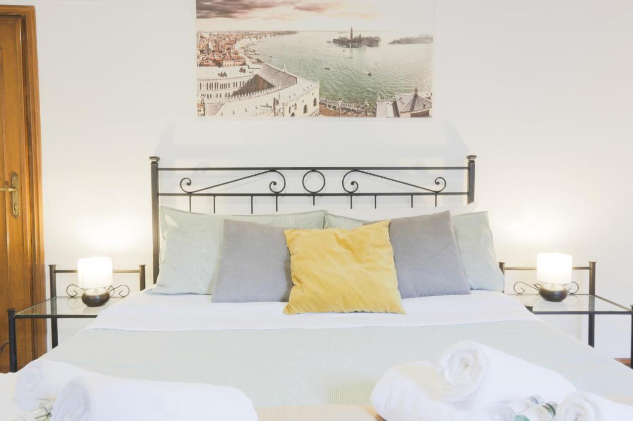Santa Croce Guest House 베니스 외부 사진