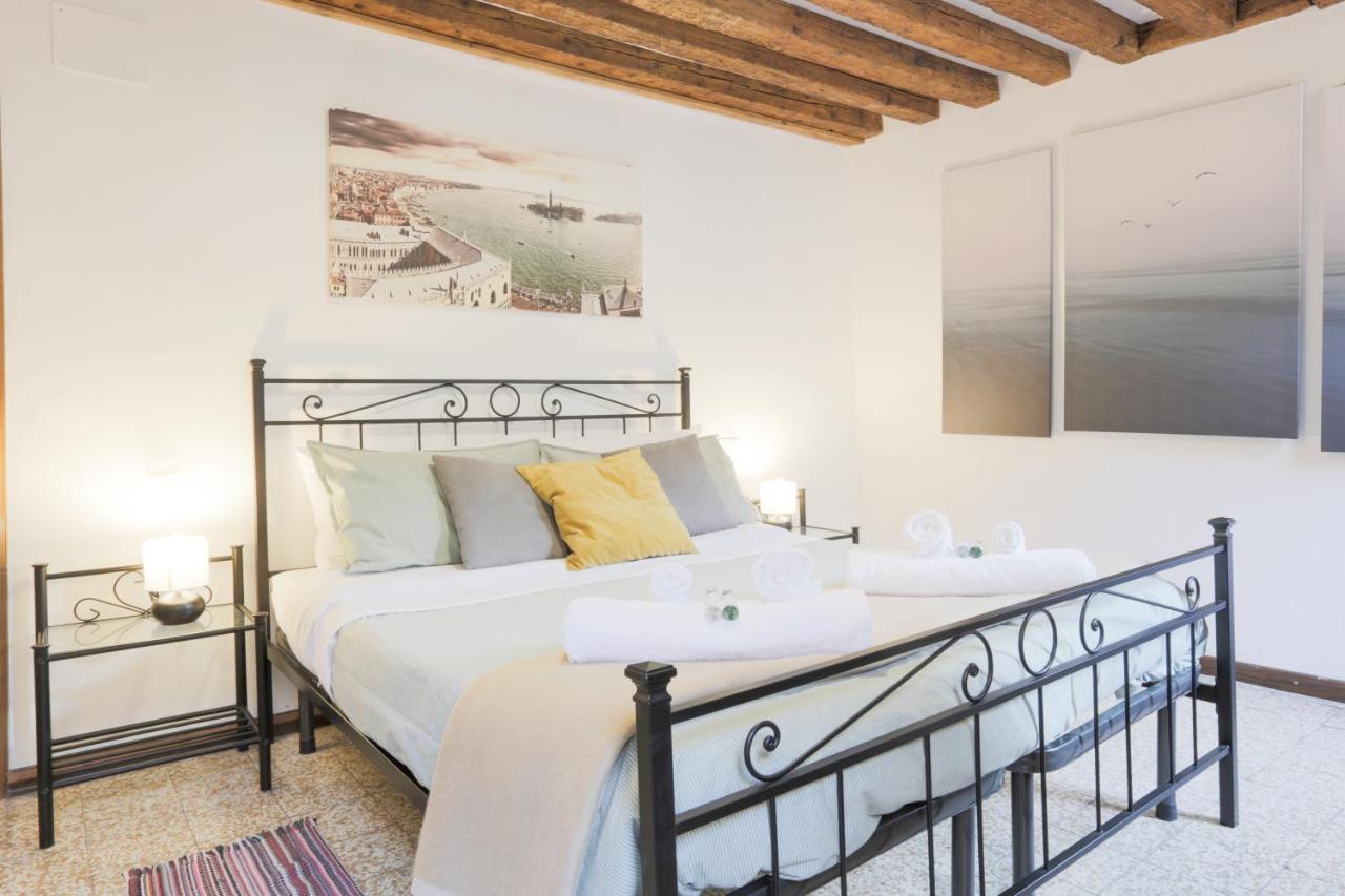Santa Croce Guest House 베니스 외부 사진
