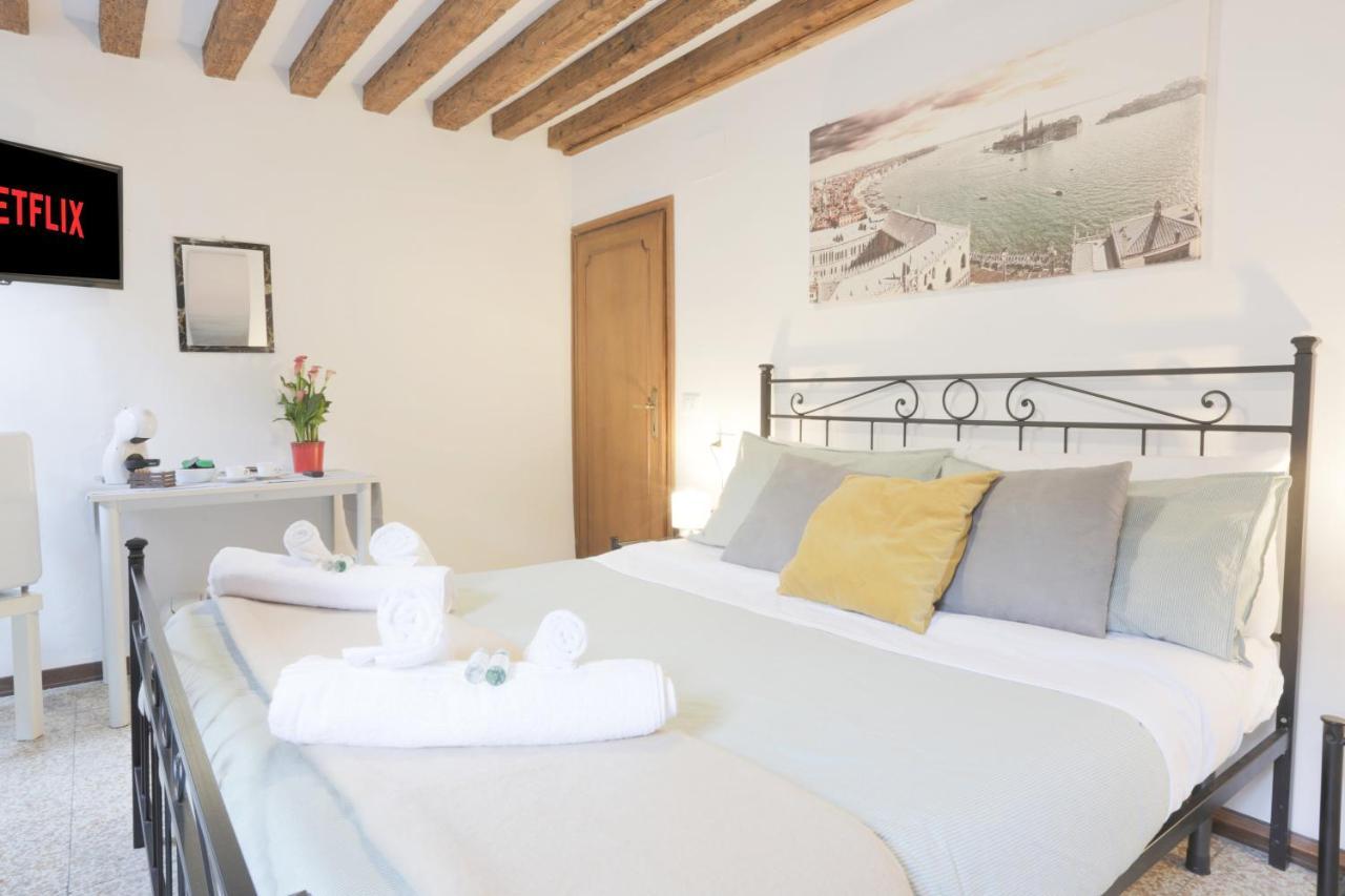 Santa Croce Guest House 베니스 외부 사진