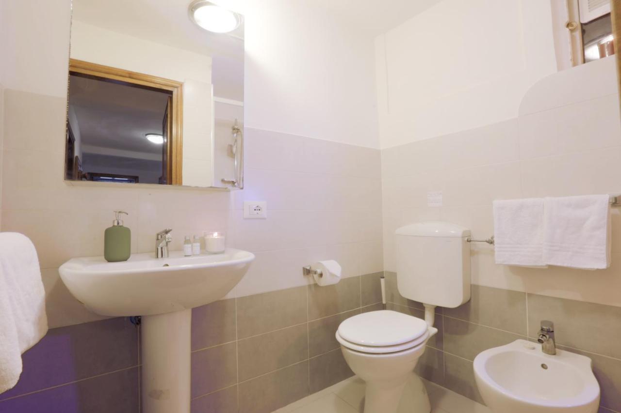 Santa Croce Guest House 베니스 외부 사진